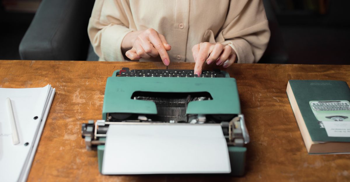 How to Start Your Novel (and End It): The Bookend Method
