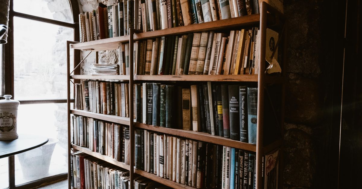 How to Write a Nonfiction Book: A Complete 2026 Guide